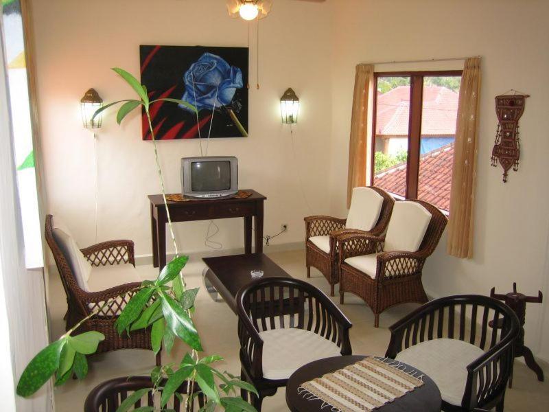 Hotel Ombak Putih Bungalows Nusa Dua  Exteriér fotografie